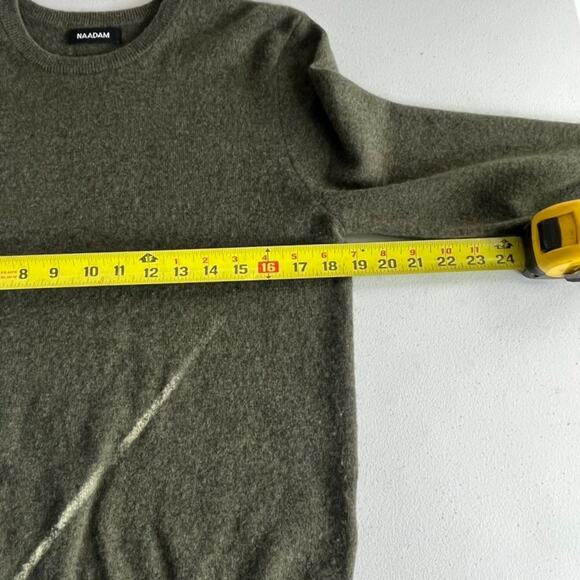 Naadam Women's Size S The Original Crewneck Cashmere Sweater In Green - Picture 3 of 8